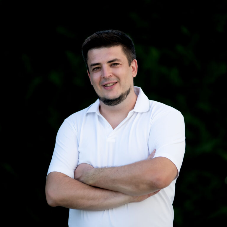 Денис Макаровский